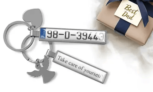 Gepersonaliseerde sleutelhanger voor vader met gegraveerd naamplaatje