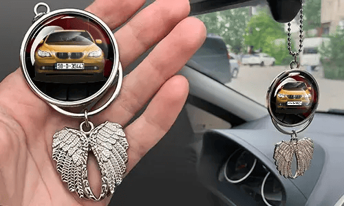 category-mirror-chain-angel-wings-1