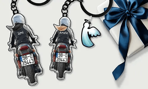 Personalisierter Motorradschlüsselanhänger mit Name u. Kennzeichen - Geschenk für deine Schwester
