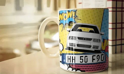 4 auto comic on the table