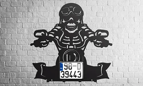 gallery-keyholder-wall-skeleton-motorcycle-rider-license-plate-text-printed-1