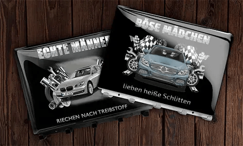 schlüsselbrett design in zwei Varianten auf dem Holz designer schlüsselbrett