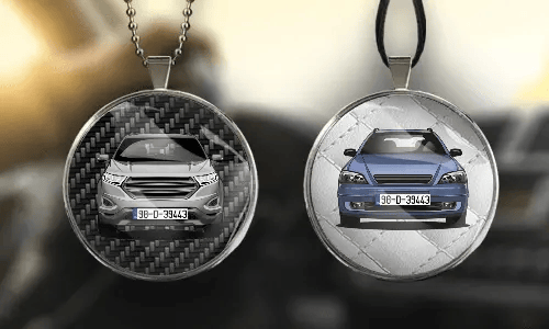 Innenspiegelanhänger in zwei Varianten mit unterschiedlichen Hintergründen und Anhängerketten autodeko innenspiegel